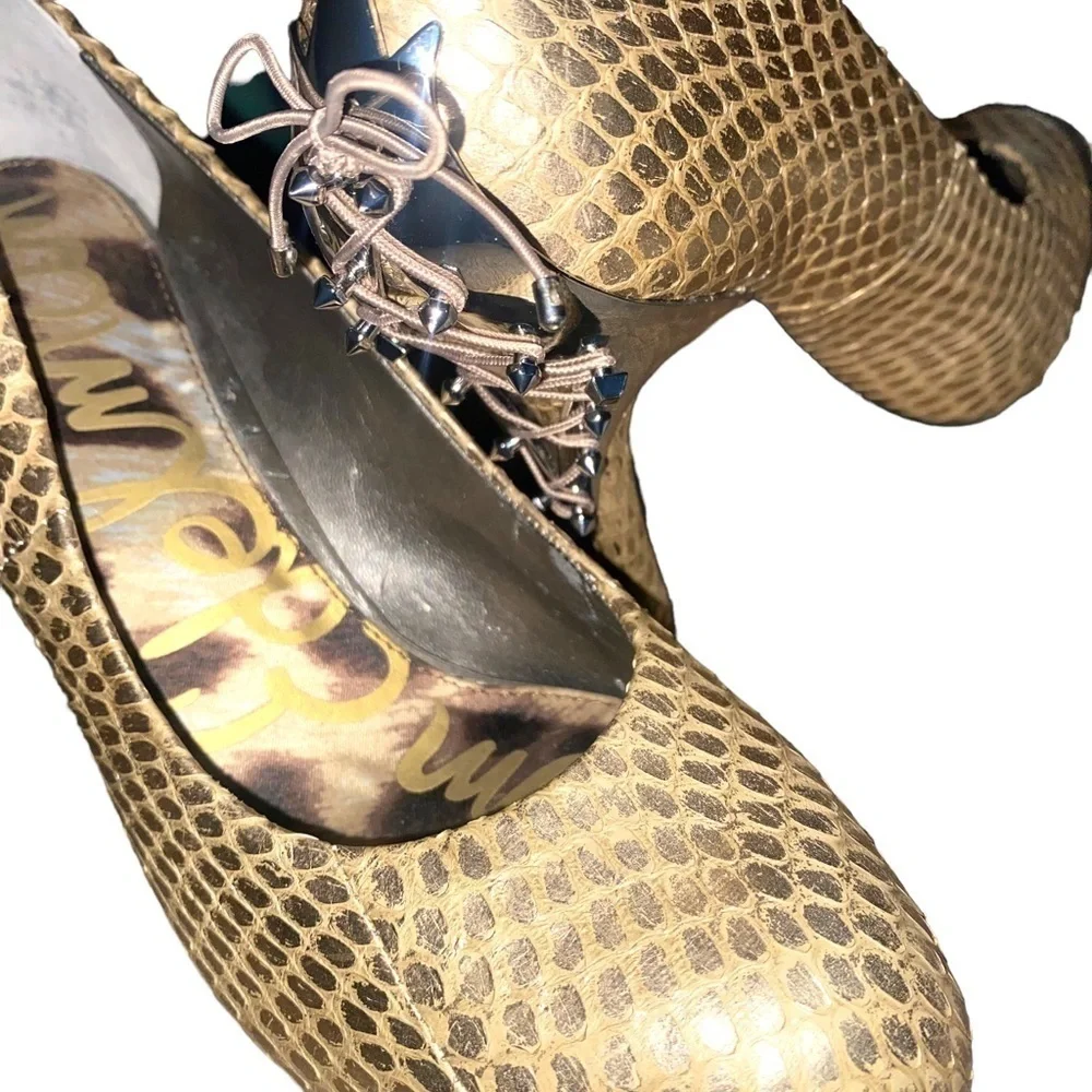 Sam Edelman Evan Snakeskin Gold Spike Heels Size 6 - Picture 15 of 15